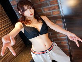 ナンパしたギャルがチ〇ポ付きのGカップ巨乳！？　サンプル画像01